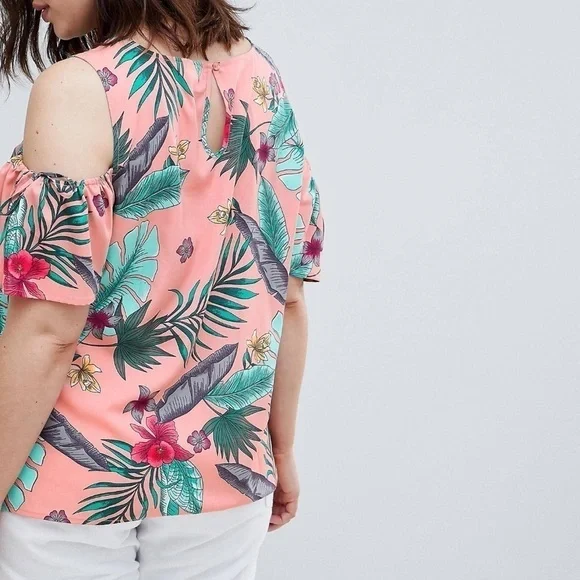 Asos Curve Junarose cold shoulder top 16 - Picture 2 of 9